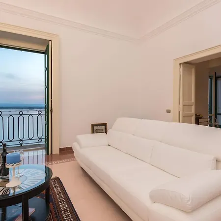 Duomo Seaside Deluxe By Ortigia * 시라쿠사